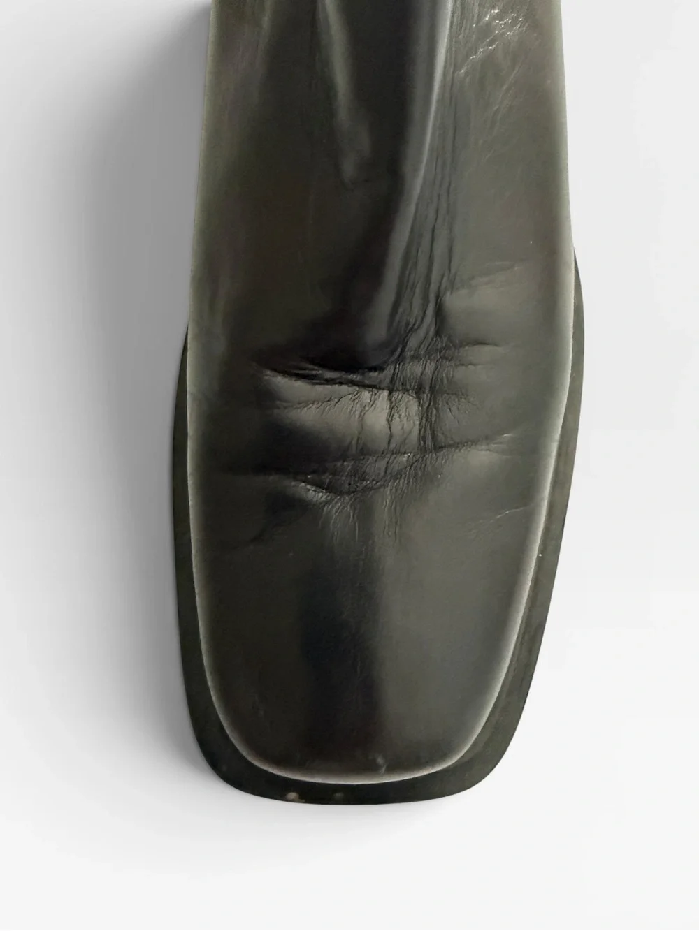 Frame Black Leather Chelsea Boots